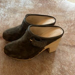 Veronica Beard Women’s Clogs - Brown Suede Slip On Mule Gold Rivets Chunky Heel